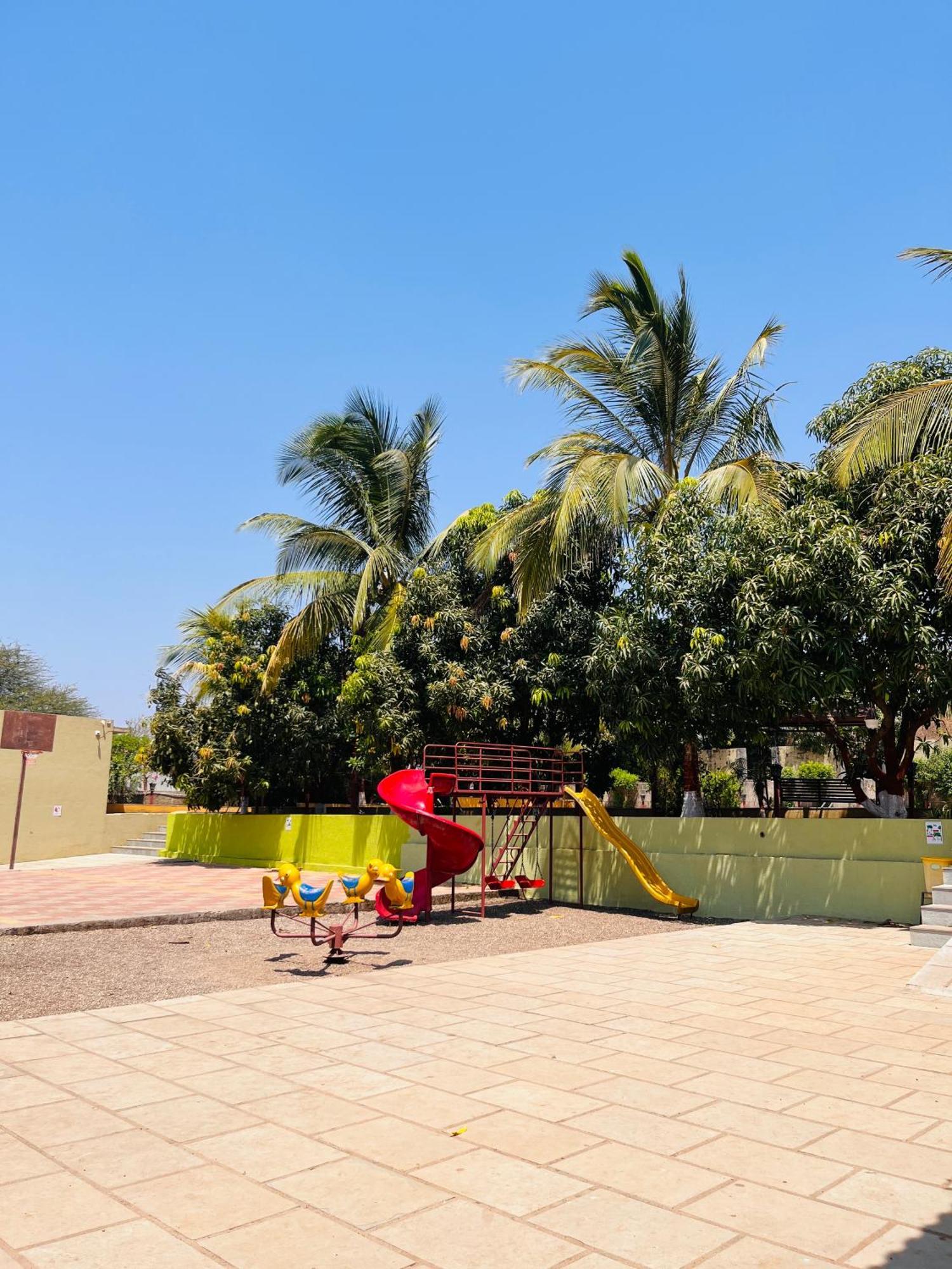 Lion Park Hotel & Resorts Sasan Gir Buitenkant foto